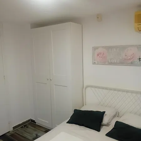 Smart 2 Bedroom Flat Apartament