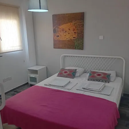Smart 2 Bedroom Flat Appartamento *